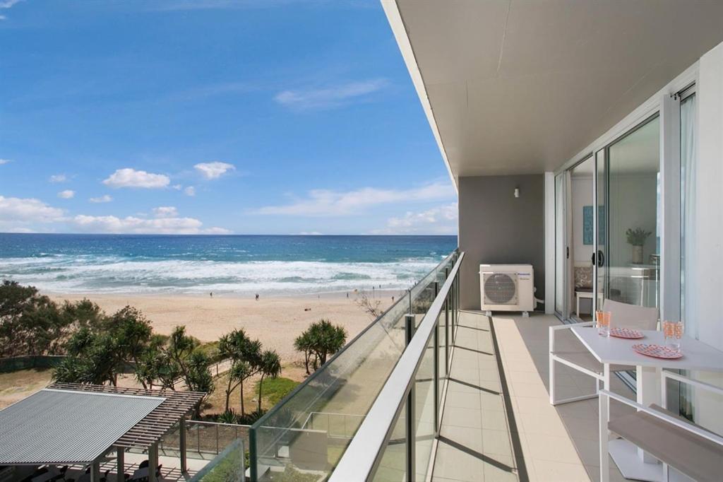 One The Esplanade Apartments On Surfers Paradise Guldkusten Exteriör bild